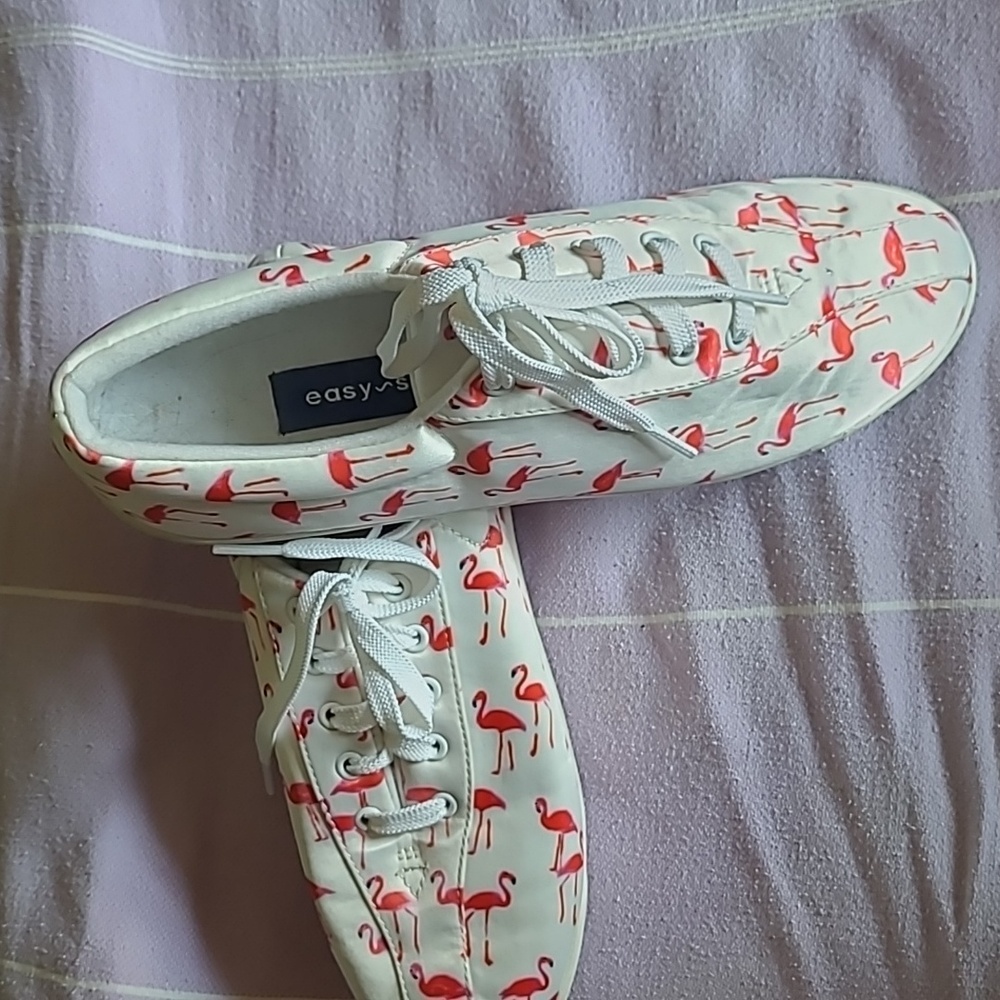 Flamingo easy spirit
